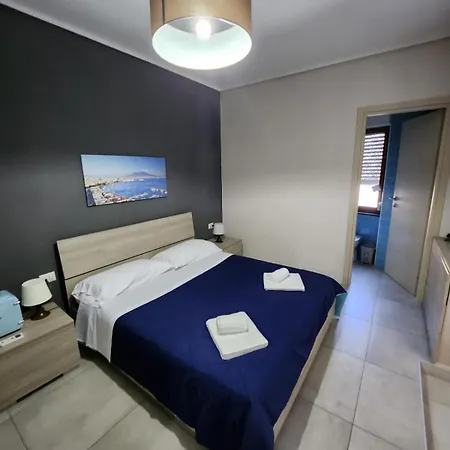 Δωμάτια σε οικογενειακή κατοικία Sorrento's Holidays