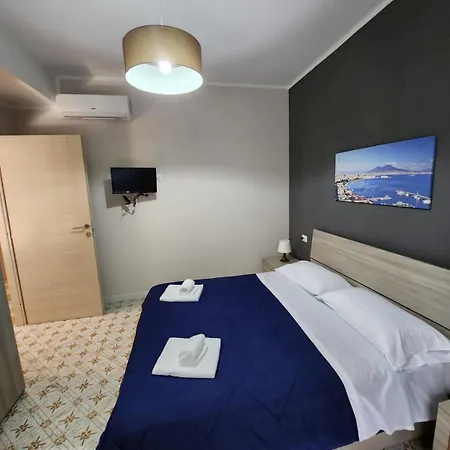 Δωμάτια σε οικογενειακή κατοικία Sorrento's Holidays Σορέντο